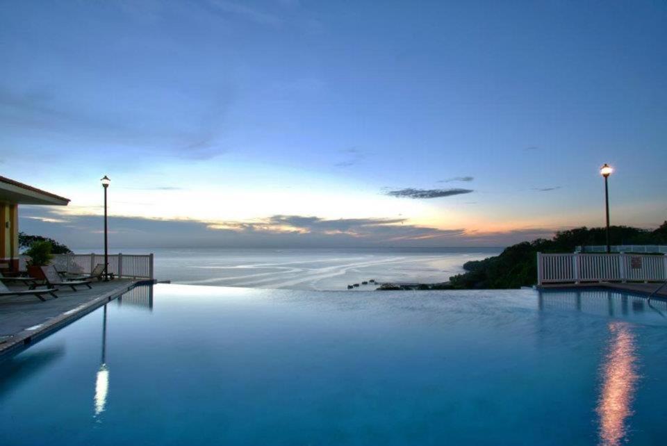 Puerta Del Mar Aguadilla Villa Tamarindo Bagian luar foto